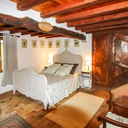 Holiday home 3 Bedroom Gorgeous In Sous Bois *